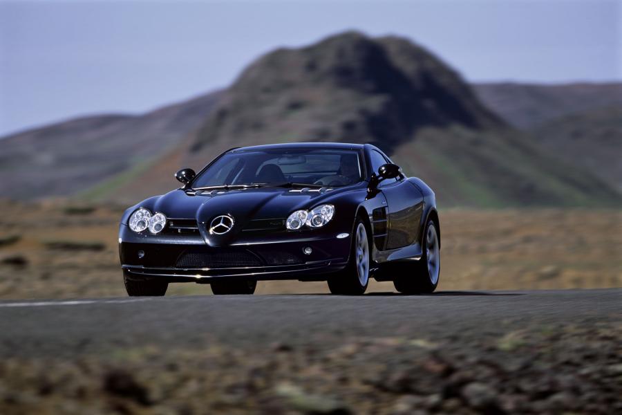  Mercedes-Benz SLR McLaren 2003 года  (фото 32 из 319)